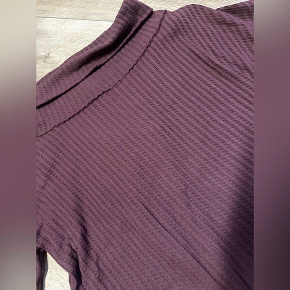 •Free People• Juicy Long Sleeve in Date Night - Picture 4 of 7